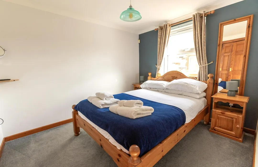 Tregurrian Villas-1